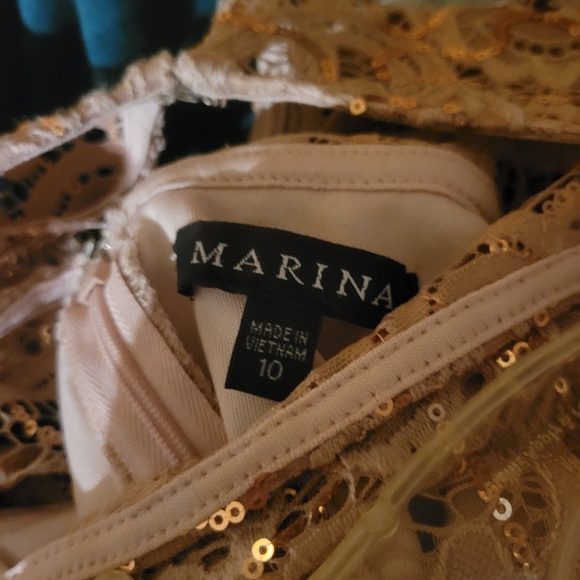 Gown - Picture 3 of 3